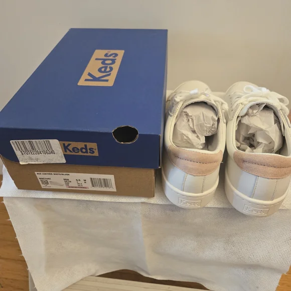 Keds White Leather Sneakers with Blush Heel - Picture 2 of 7